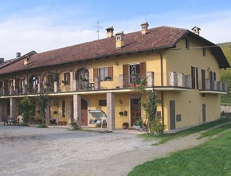 Cascina Rocca - Guest House Castiglione Falletto Exterior photo